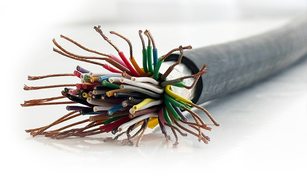Monroe World Class Cable v1